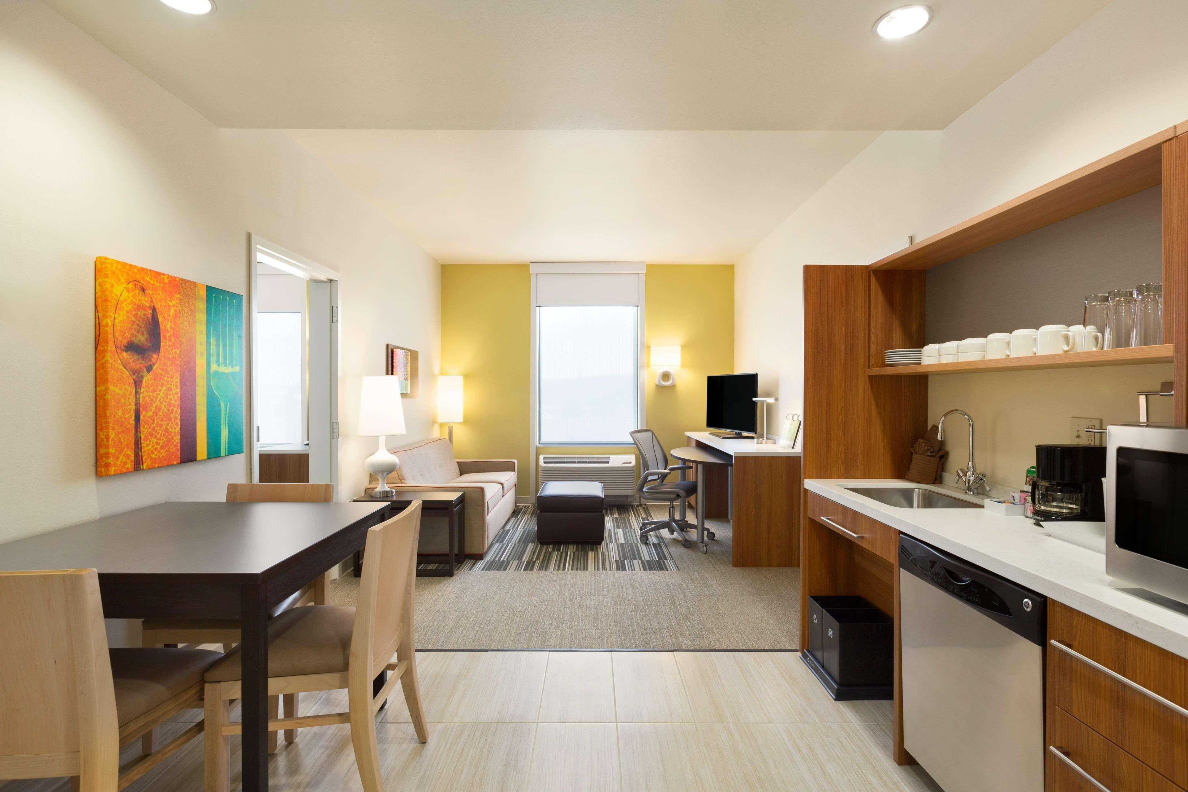 Home2 Suites By Hilton Farmington/Bloomfield Exteriör bild