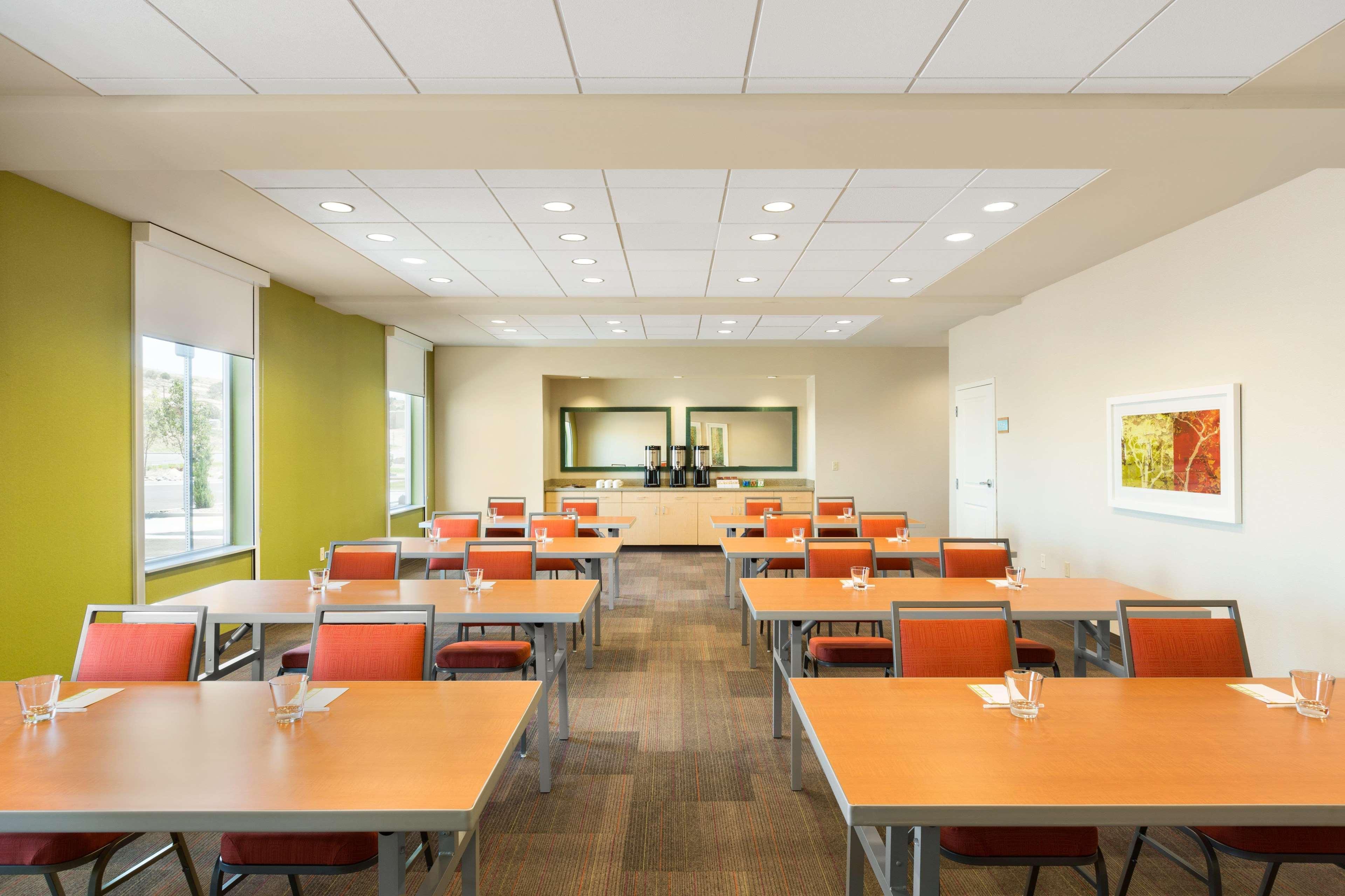 Home2 Suites By Hilton Farmington/Bloomfield Exteriör bild